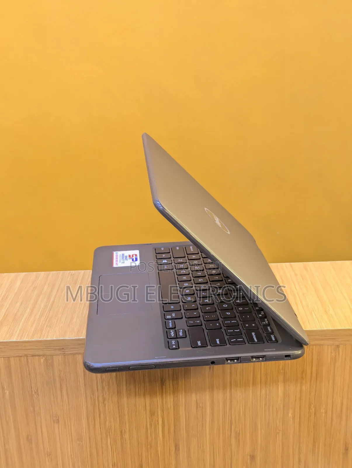 New Laptop Dell Inspiron 11 3148 2GB Intel Core 2 Duo SSD 32GB