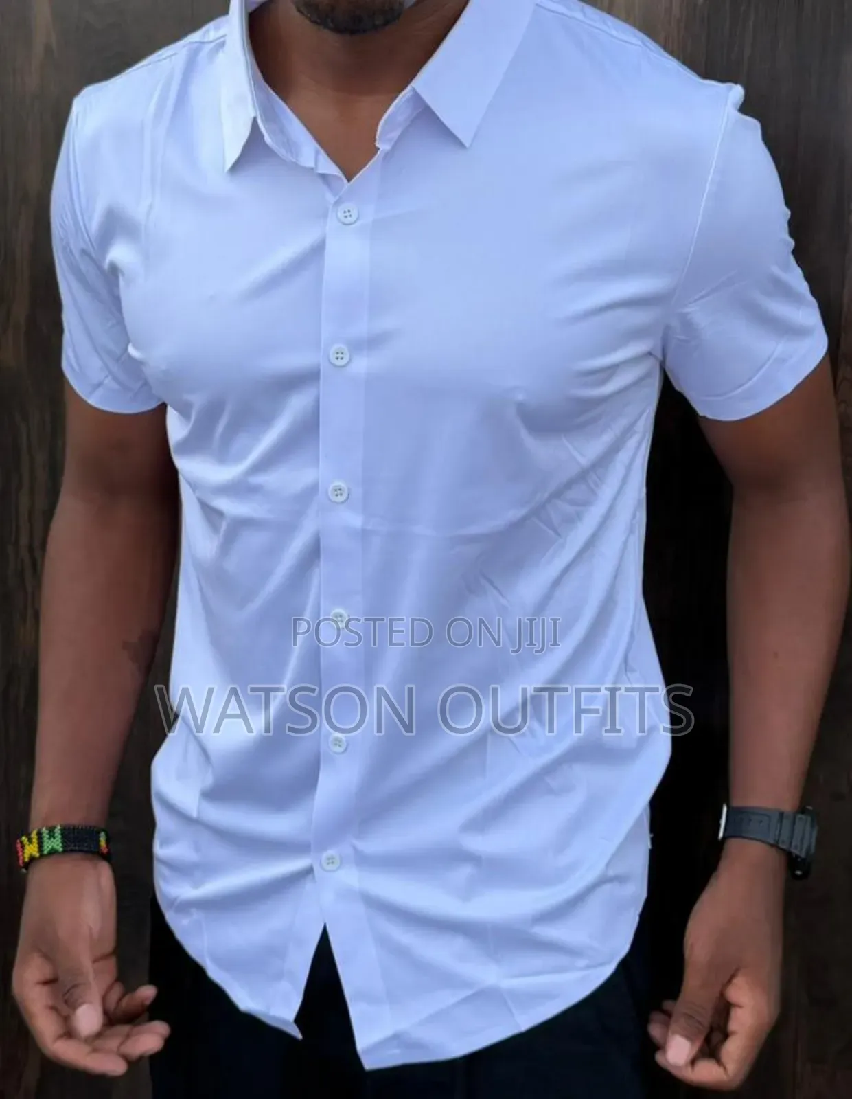 Men's New and Original Shirts Short Sleeved Shiny and Smart
