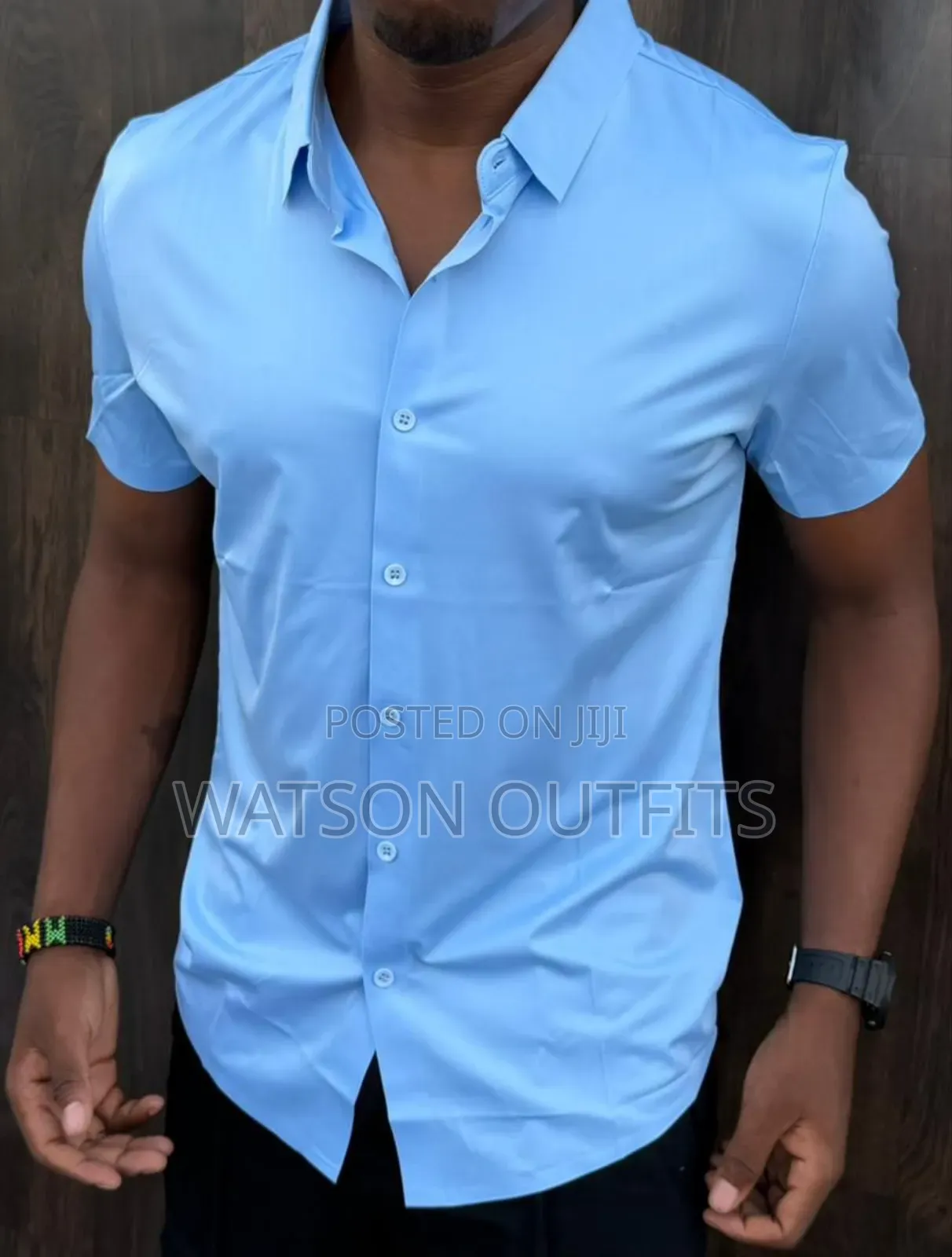 Men's New and Original Shirts Short Sleeved Shiny and Smart