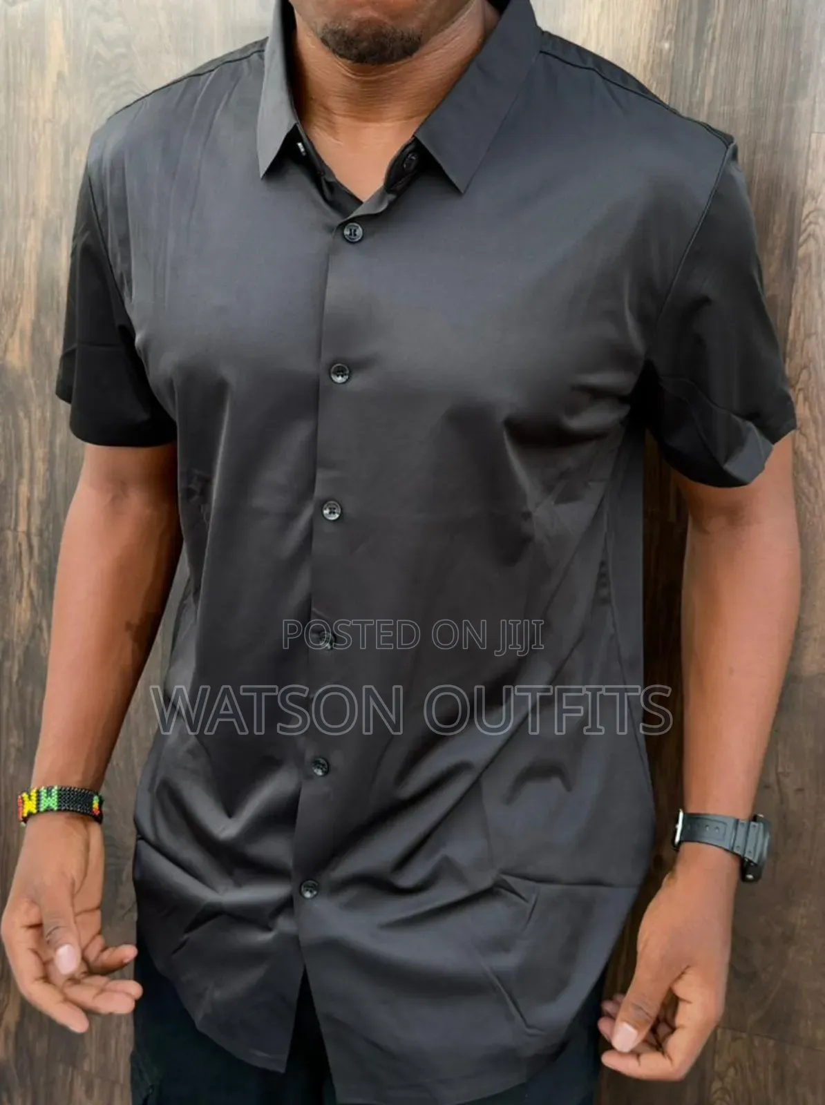 Men's New and Original Shirts Short Sleeved Shiny and Smart