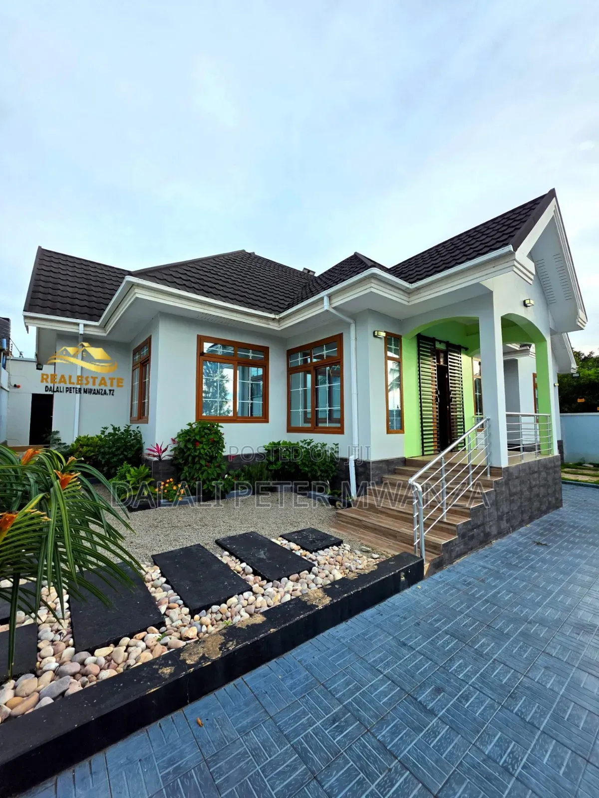 4bdrm House in Rock City, Ilemela Ward for sale