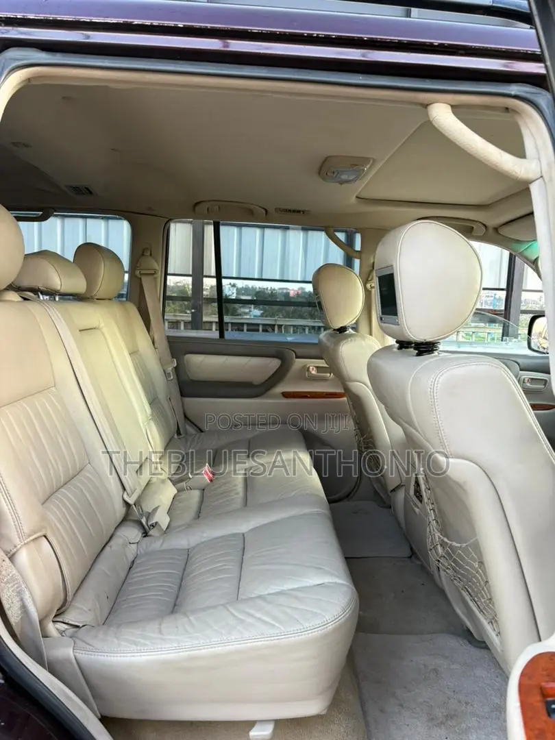 Toyota Land Cruiser 2006 Maroon