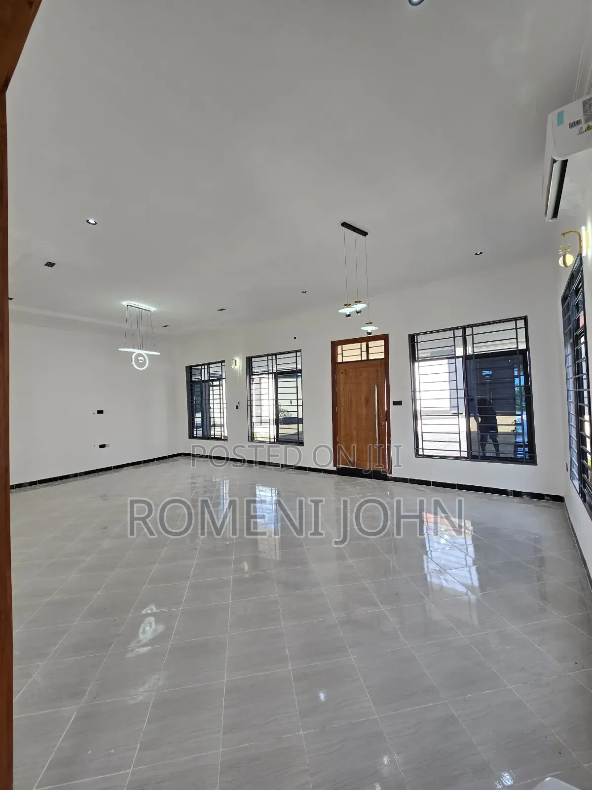 4bdrm House in Tanzania Daresalaam, Ukonga for sale