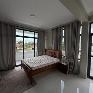 Furnished 2bdrm Apartment in Oyster Bay for rent