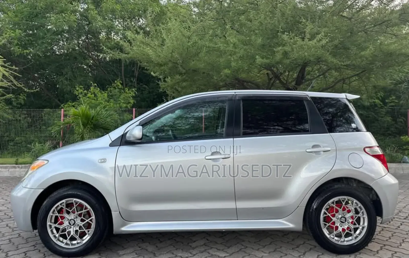 Toyota IST 2006 Silver