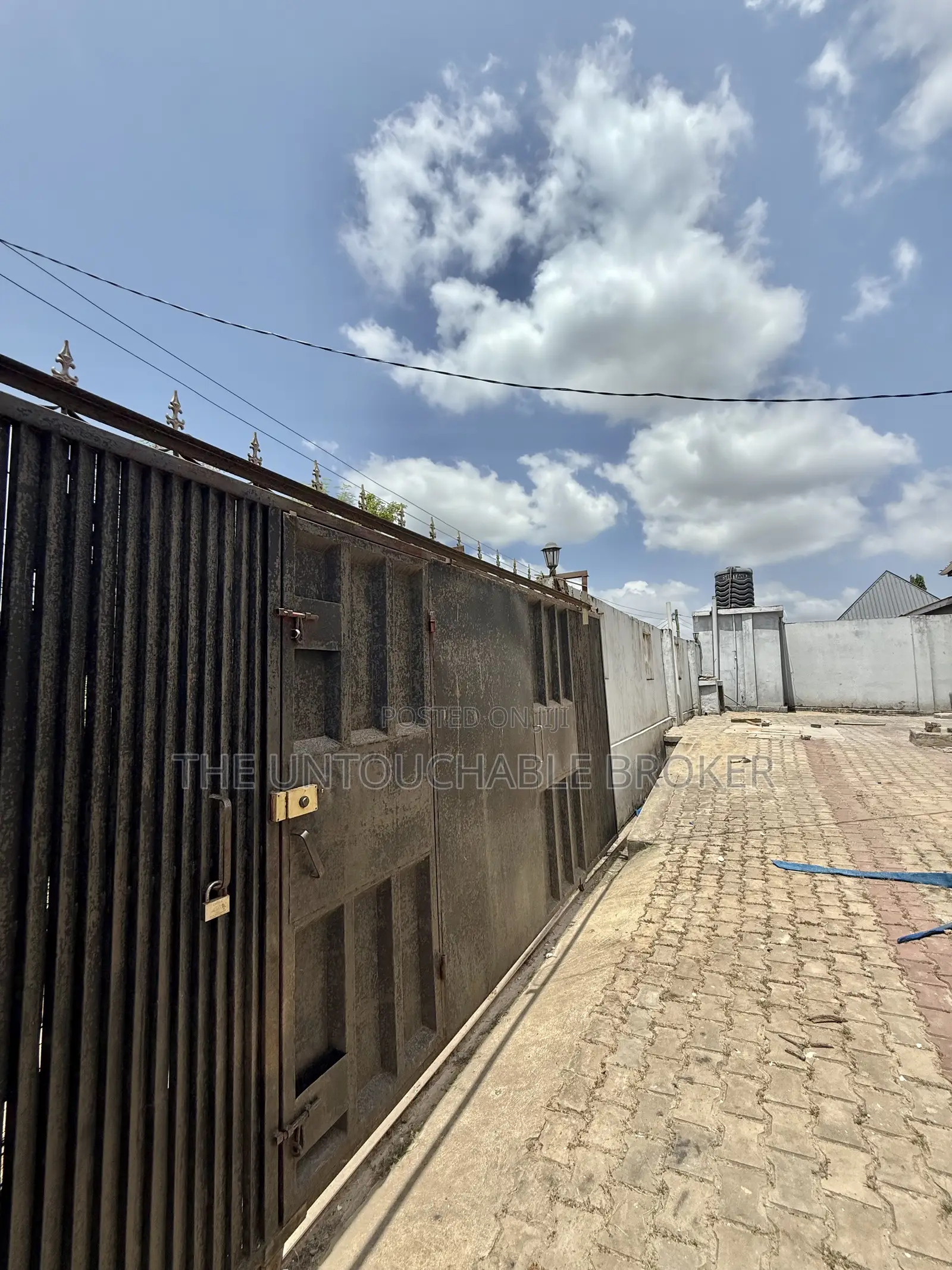 3bdrm House in Mbezi Kwa Msuguri for sale