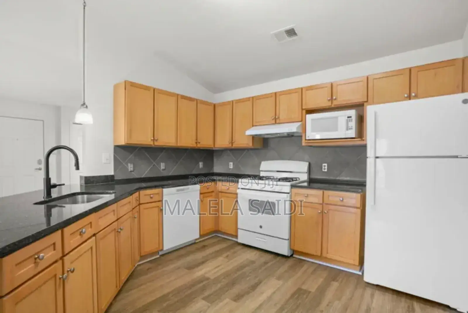 Furnished 4bdrm House in Oyster Bay for rent