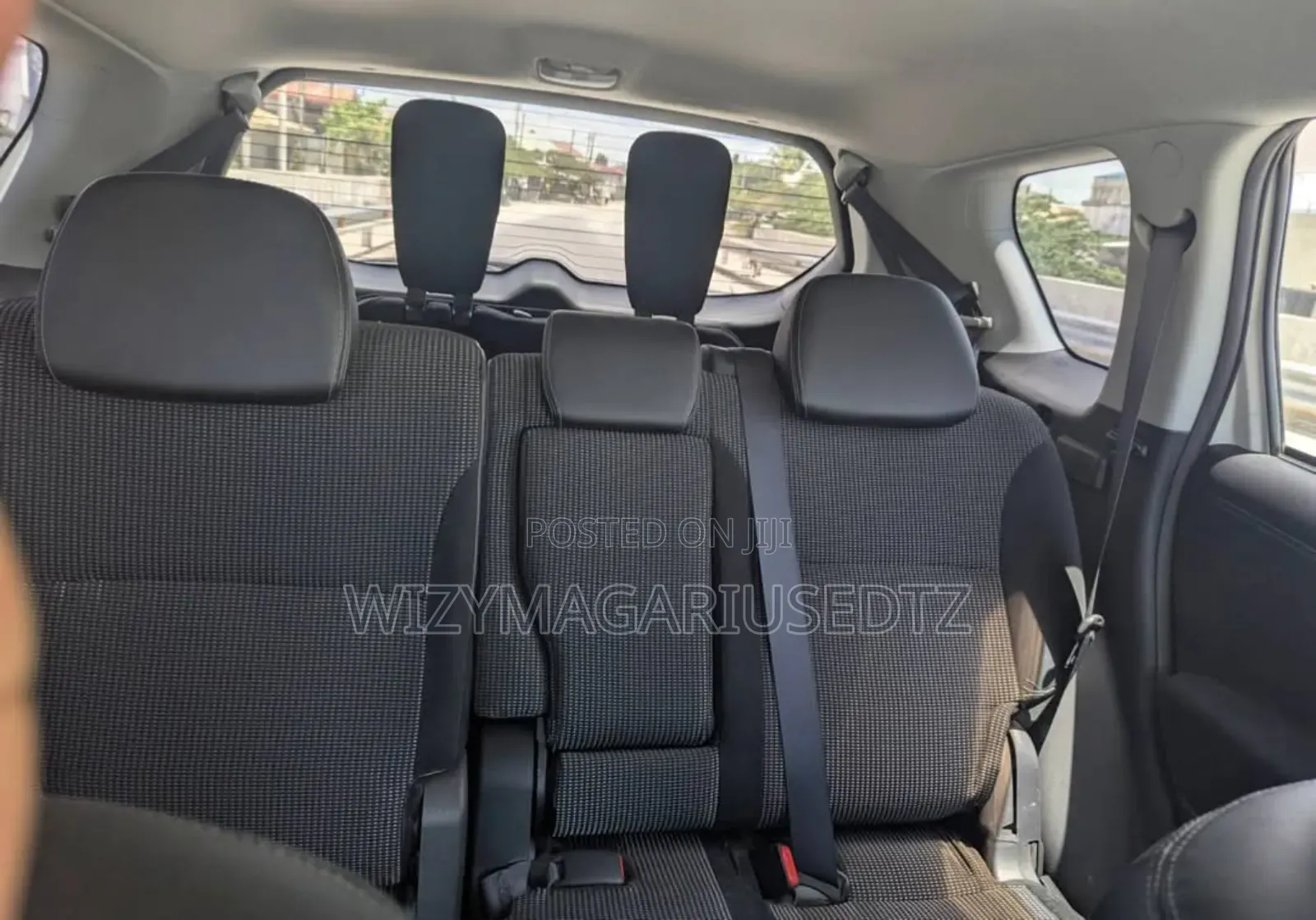 Mitsubishi Outlander 2010 White