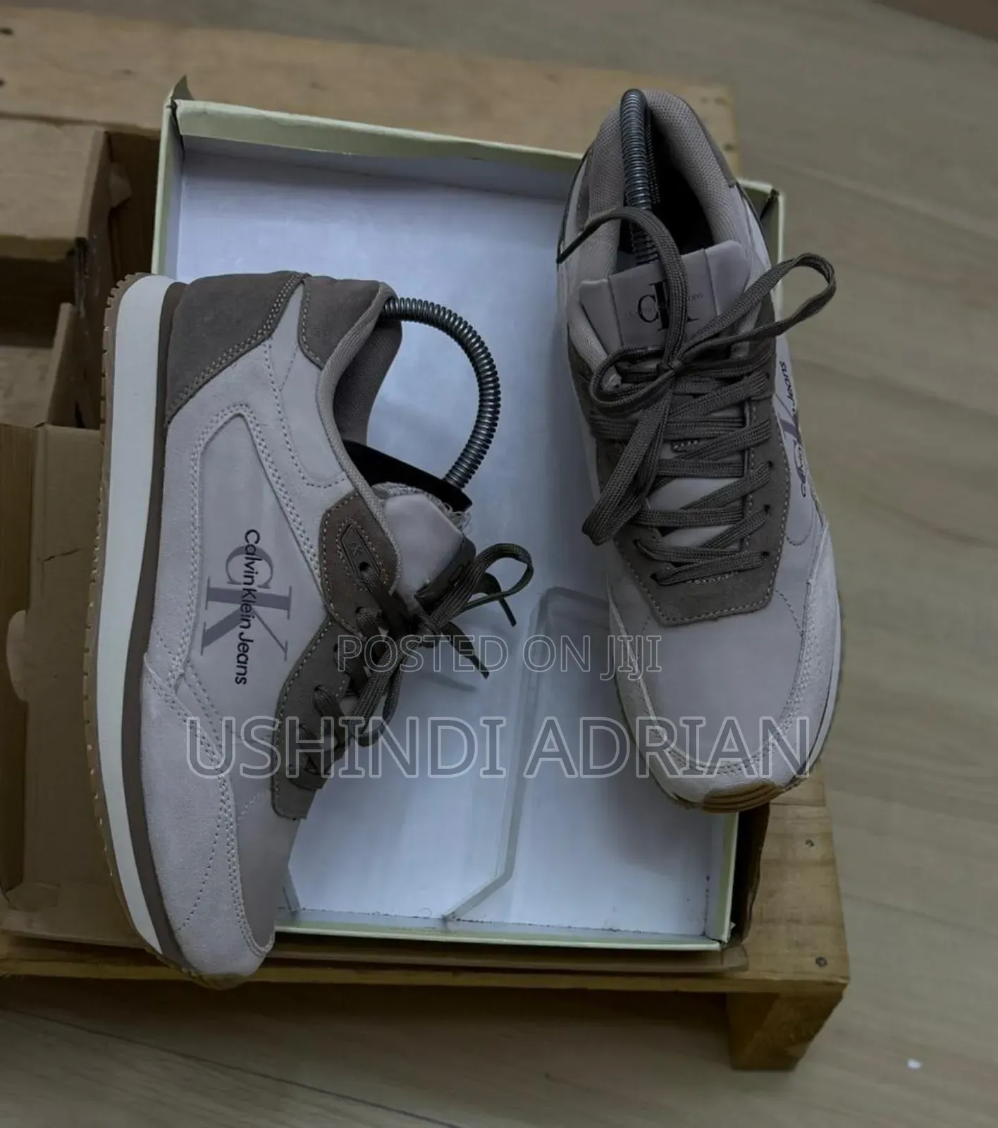 Raba Calvin Klein|Sizes Available: 41|42|43|44|45
Price:Tsh110,000/=