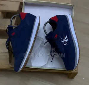 Raba Calvin Klein|Sizes Available: 41|42|43|44|45
Price:Tsh110,000/=