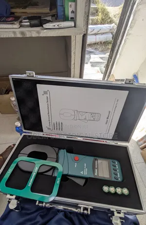 Fuzrr Earth Clamp Meter
