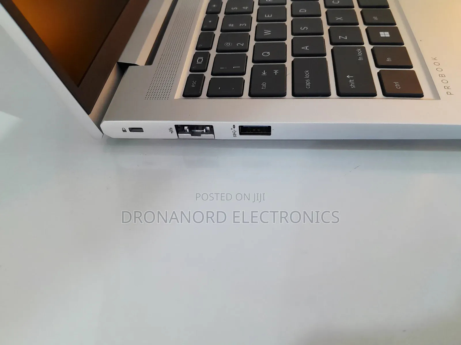 New Laptop HP ProBook 440 G10 8GB Intel Core i7 SSD 512GB