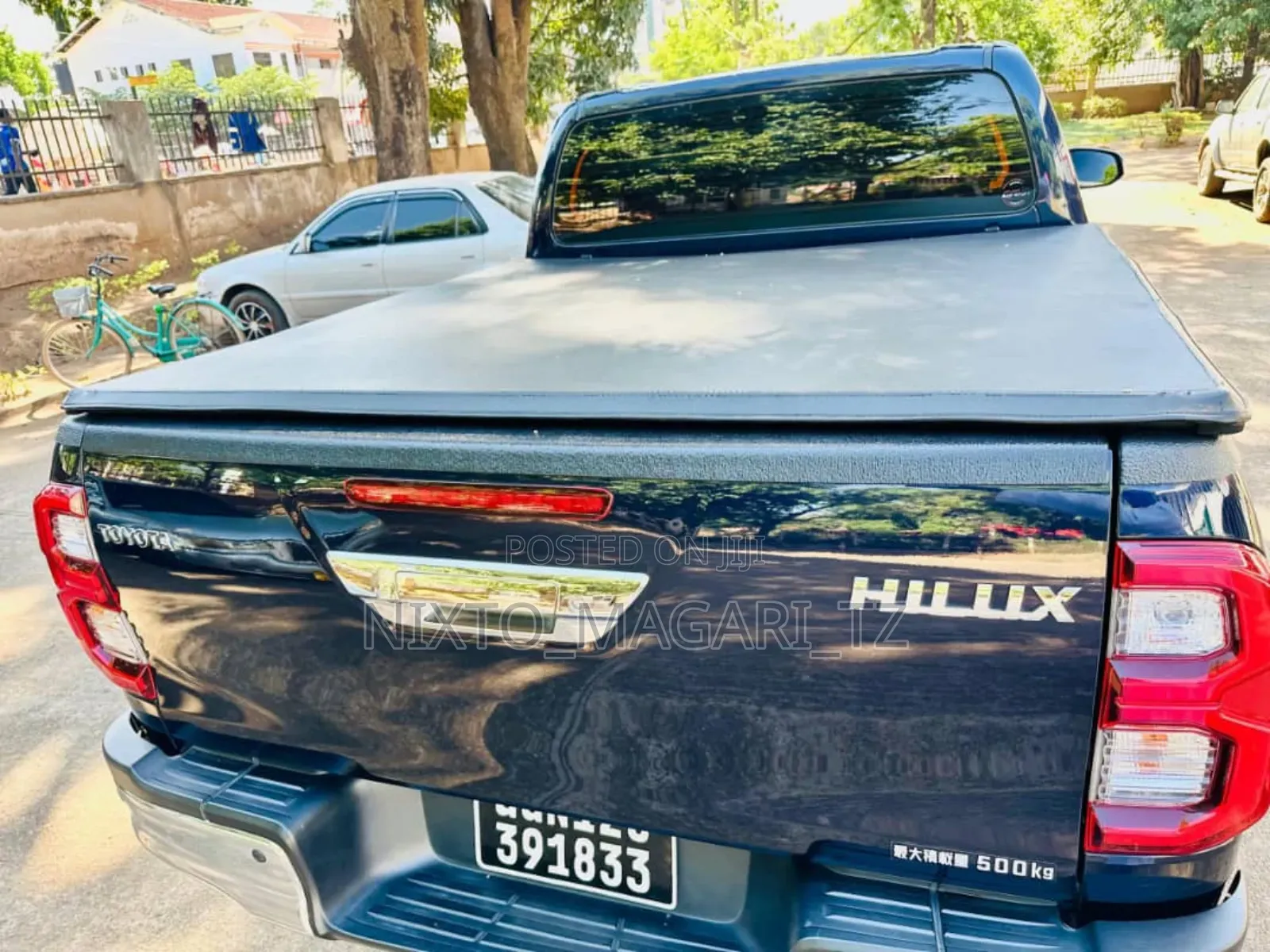 Toyota Hilux 2020 Black