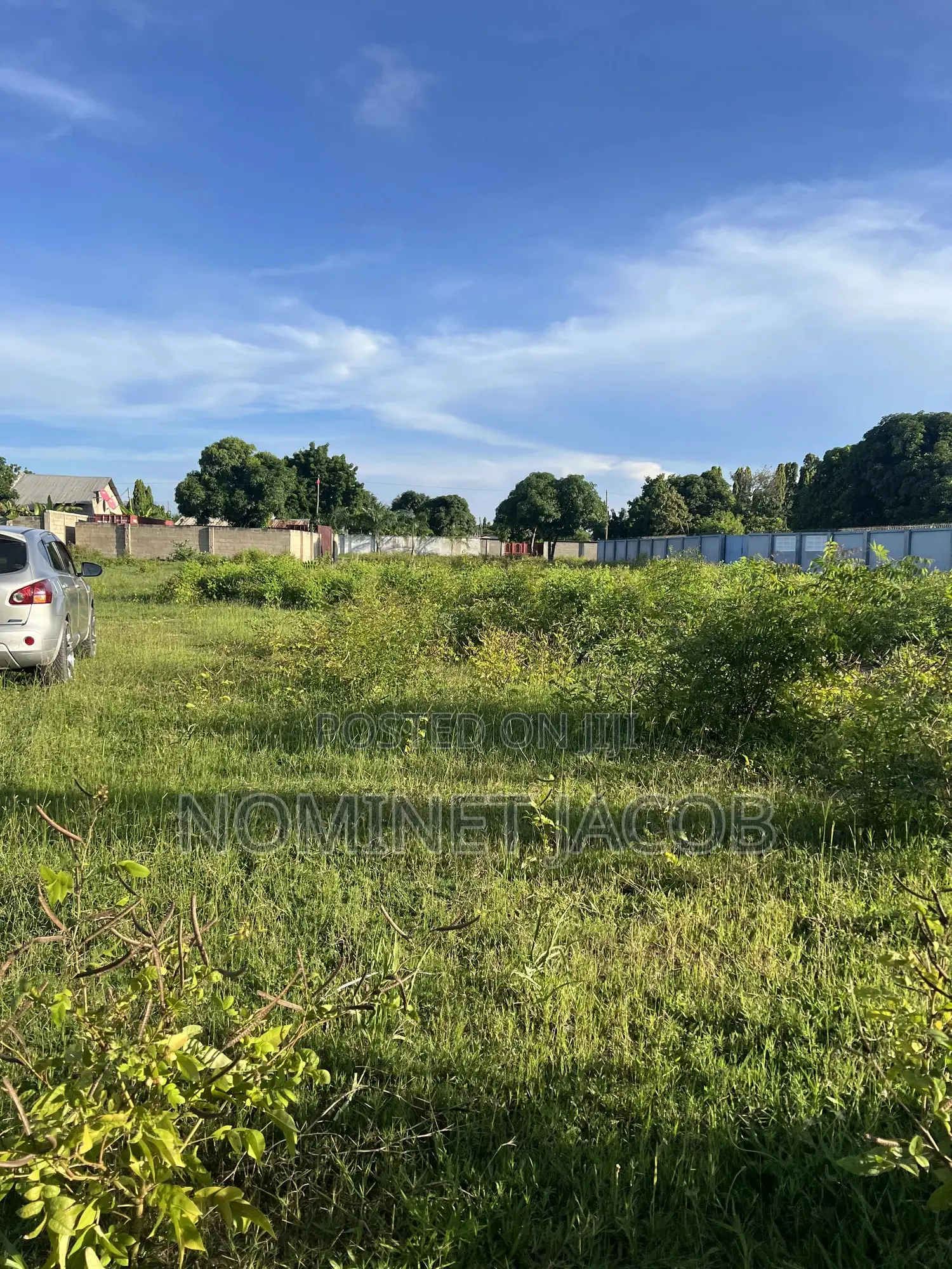 Plot for Sale CQMT 3700 Bei Million 900