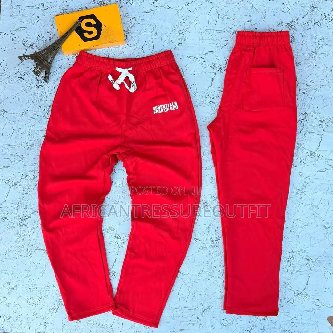 Essential Fear of God Collection Available Size 30–36