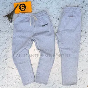 Essential Fear of God Collection Available Size 30–36