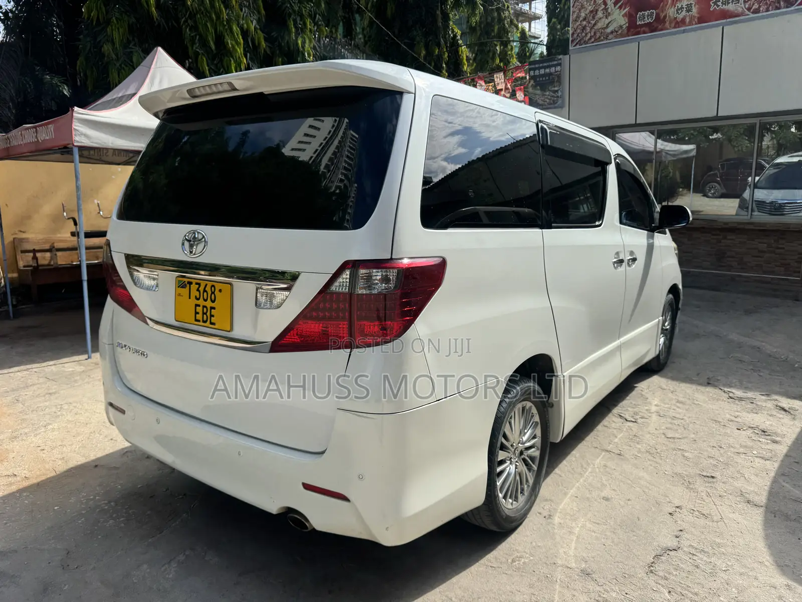 Toyota Alphard 2010 White