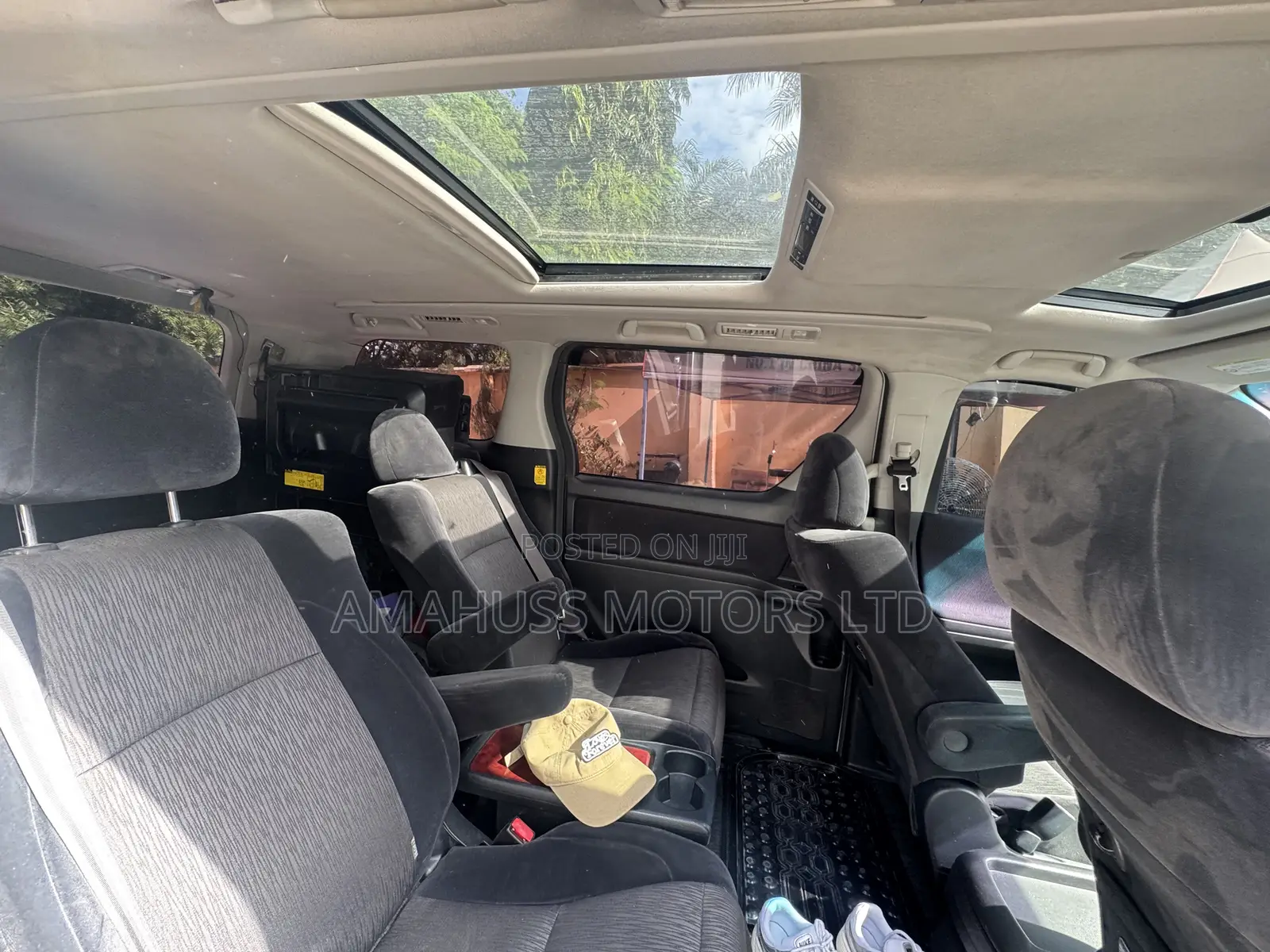 Toyota Alphard 2010 White