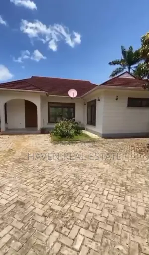 4bdrm House in Goba for sale