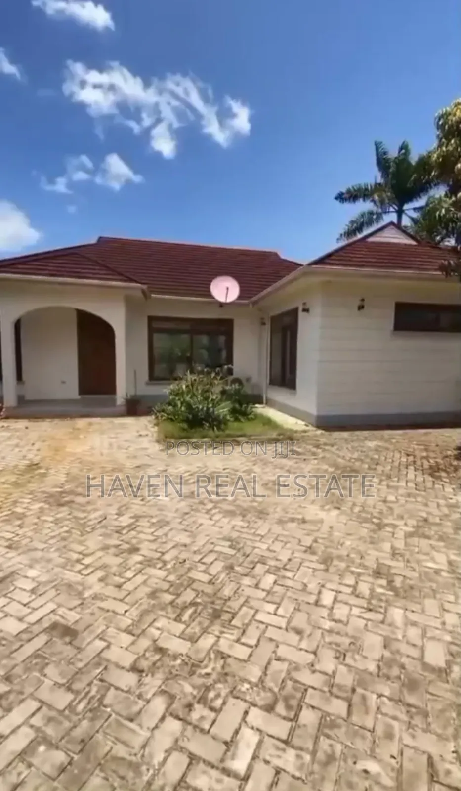 4bdrm House in Goba for sale