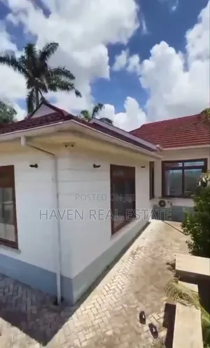 4bdrm House in Goba for sale