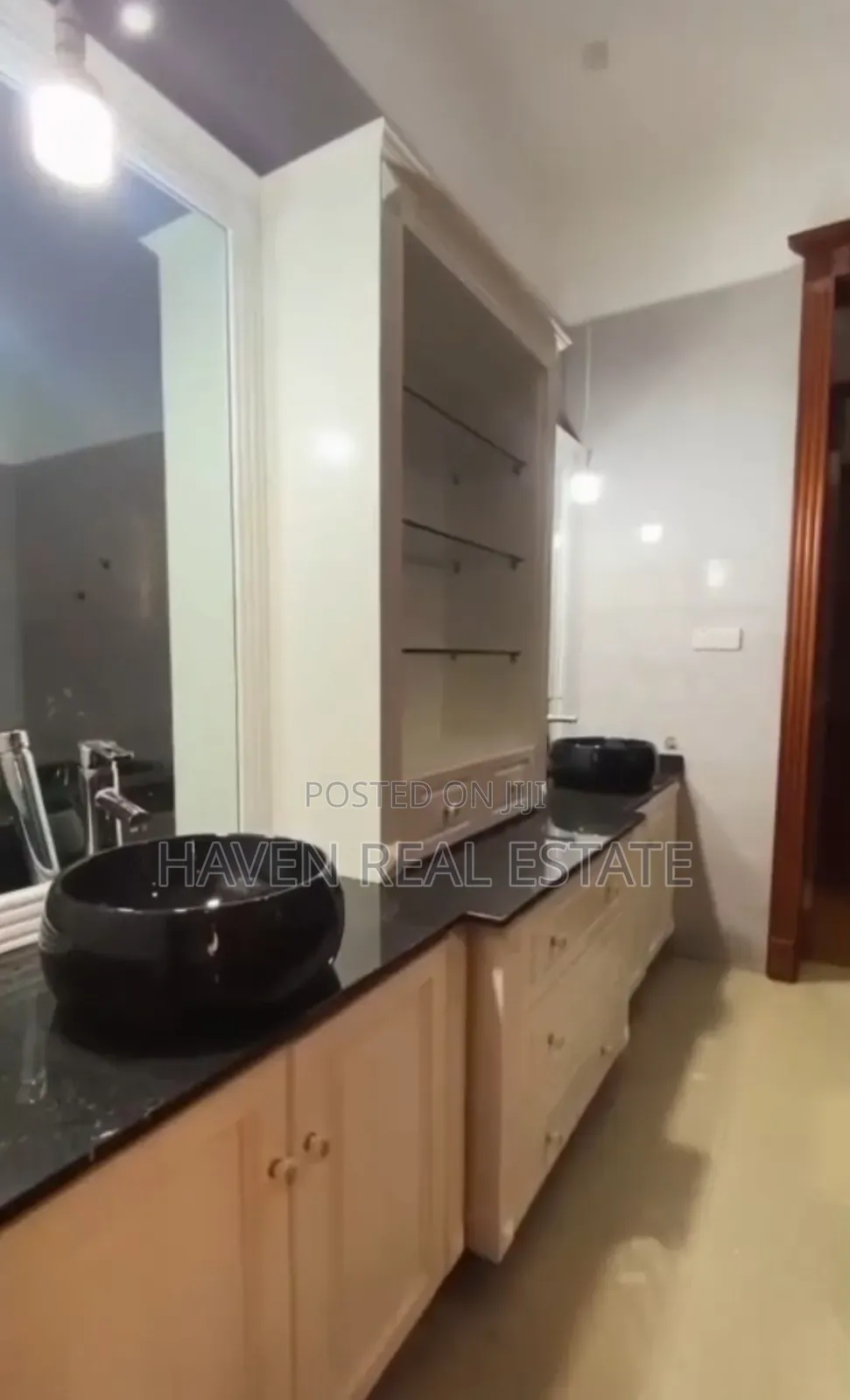 4bdrm House in Goba for sale
