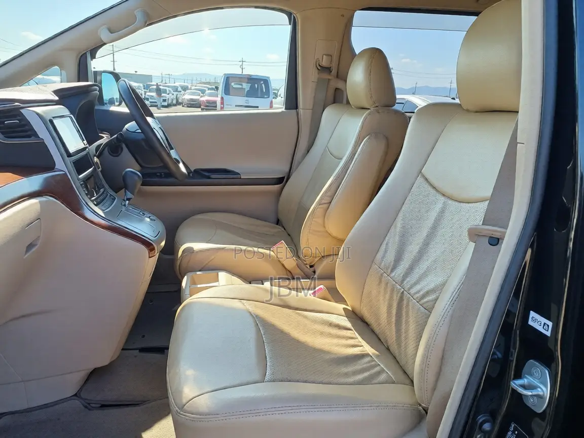 Toyota Alphard 2010 Black
