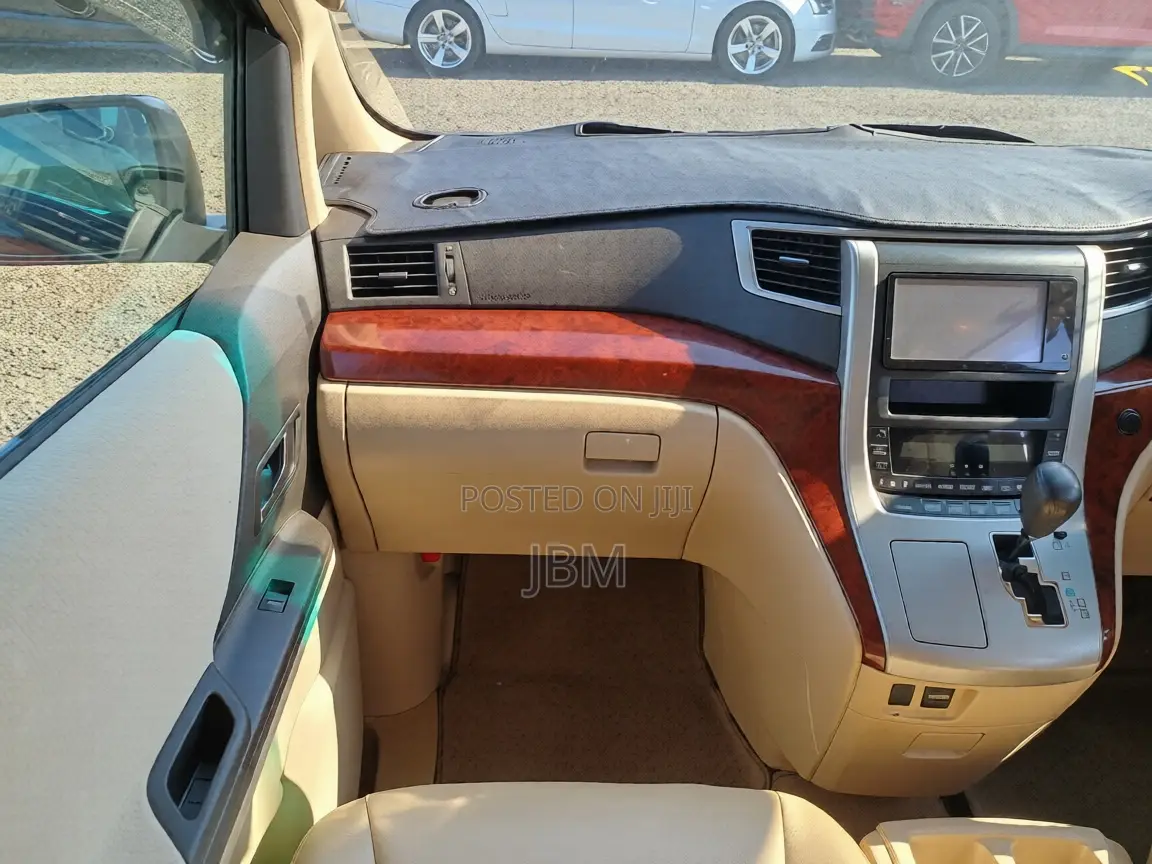 Toyota Alphard 2010 Black