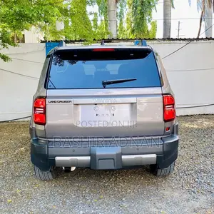 Toyota Land Cruiser LC250 2024 Beige