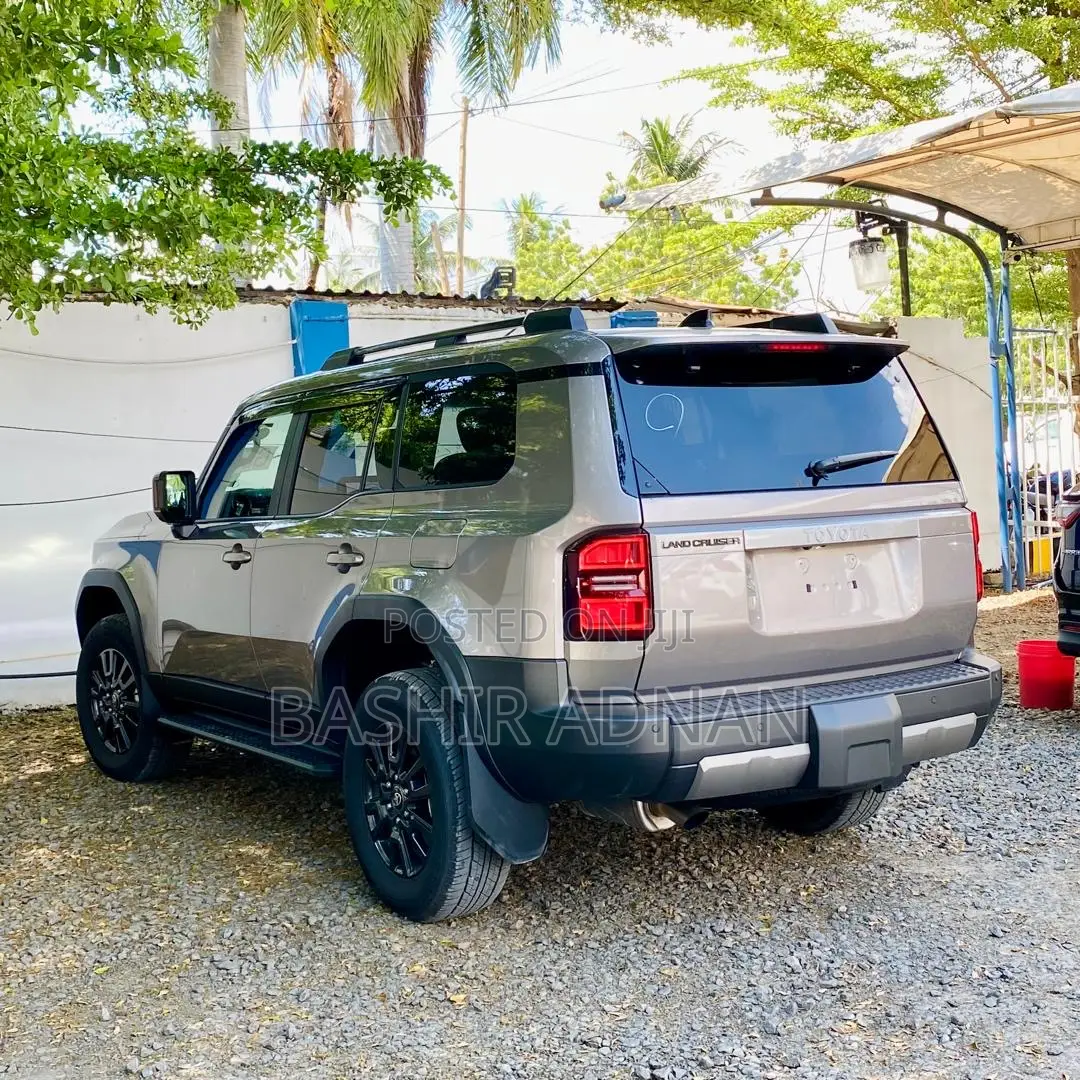 Toyota Land Cruiser LC250 2024 Beige