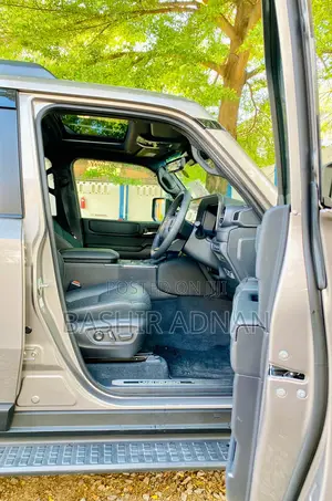 Toyota Land Cruiser LC250 2024 Beige