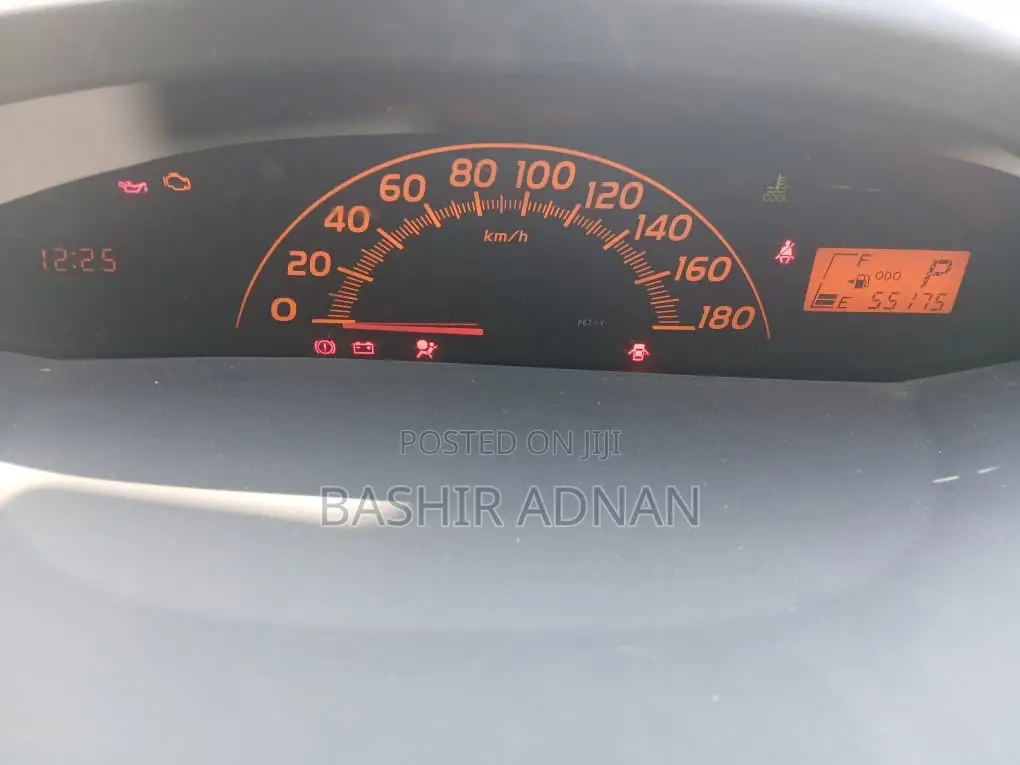 Toyota Vitz 1.0 FWD 5dr 2010 White
