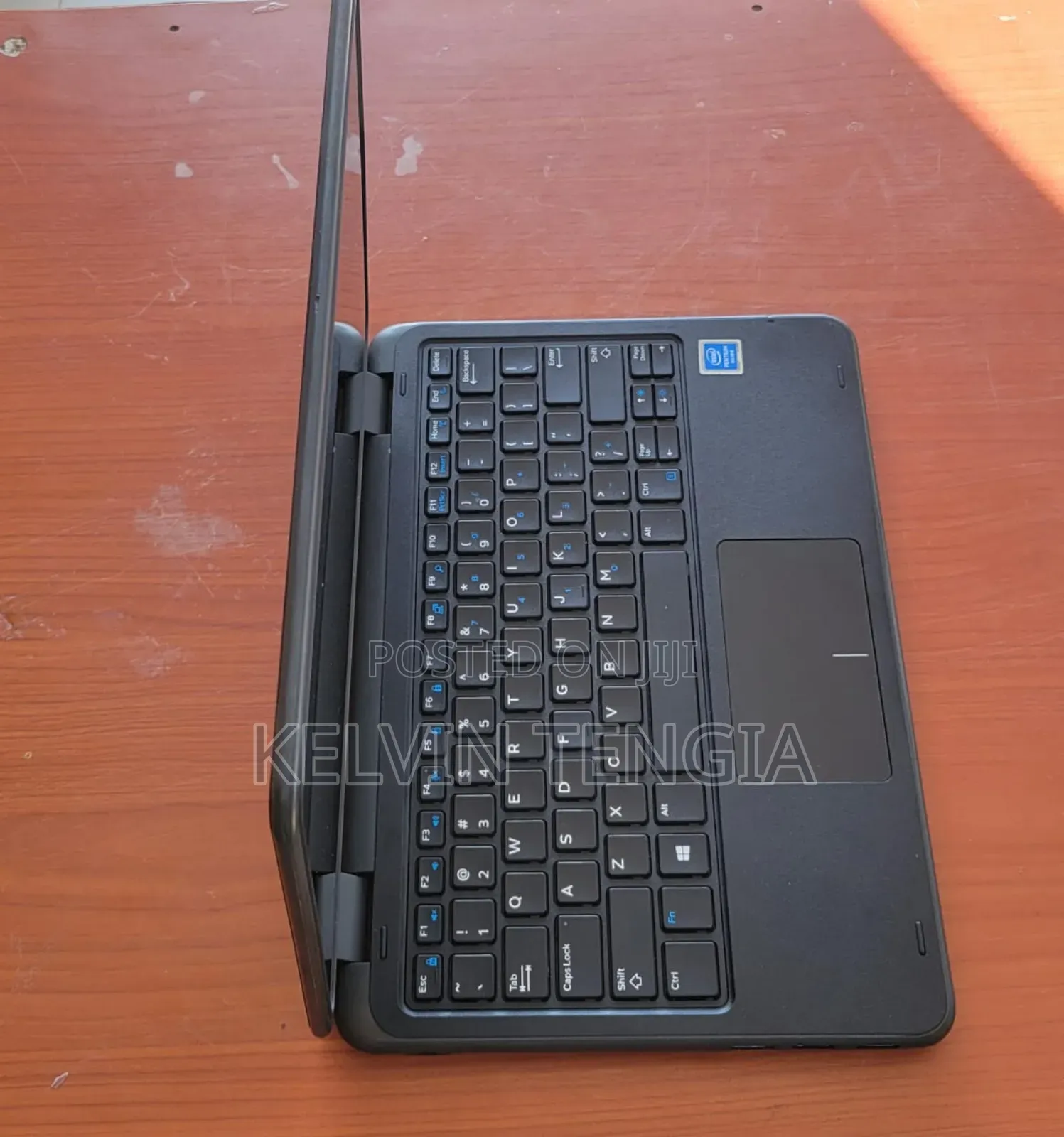 Laptop Dell Latitude 3189 4GB Intel SSD 128GB