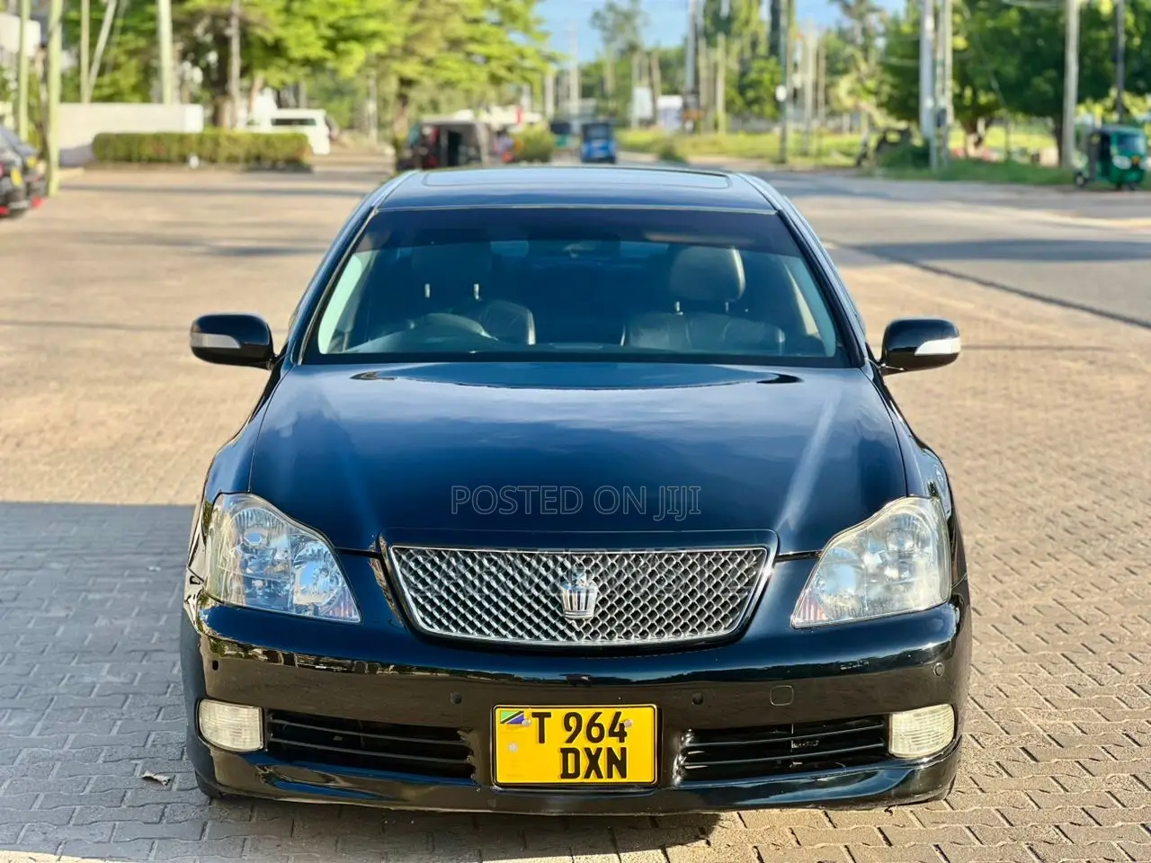 Toyota Crown 2004 Black