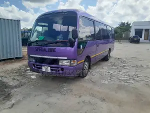 Toyota Coaster 2000 Blue