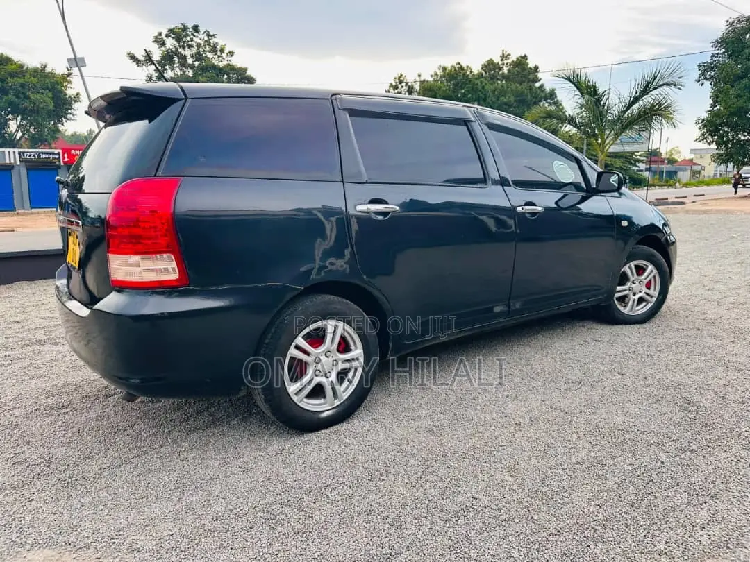 Toyota Wish 2005 Black