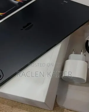 New Apple iPad Air 128 GB
