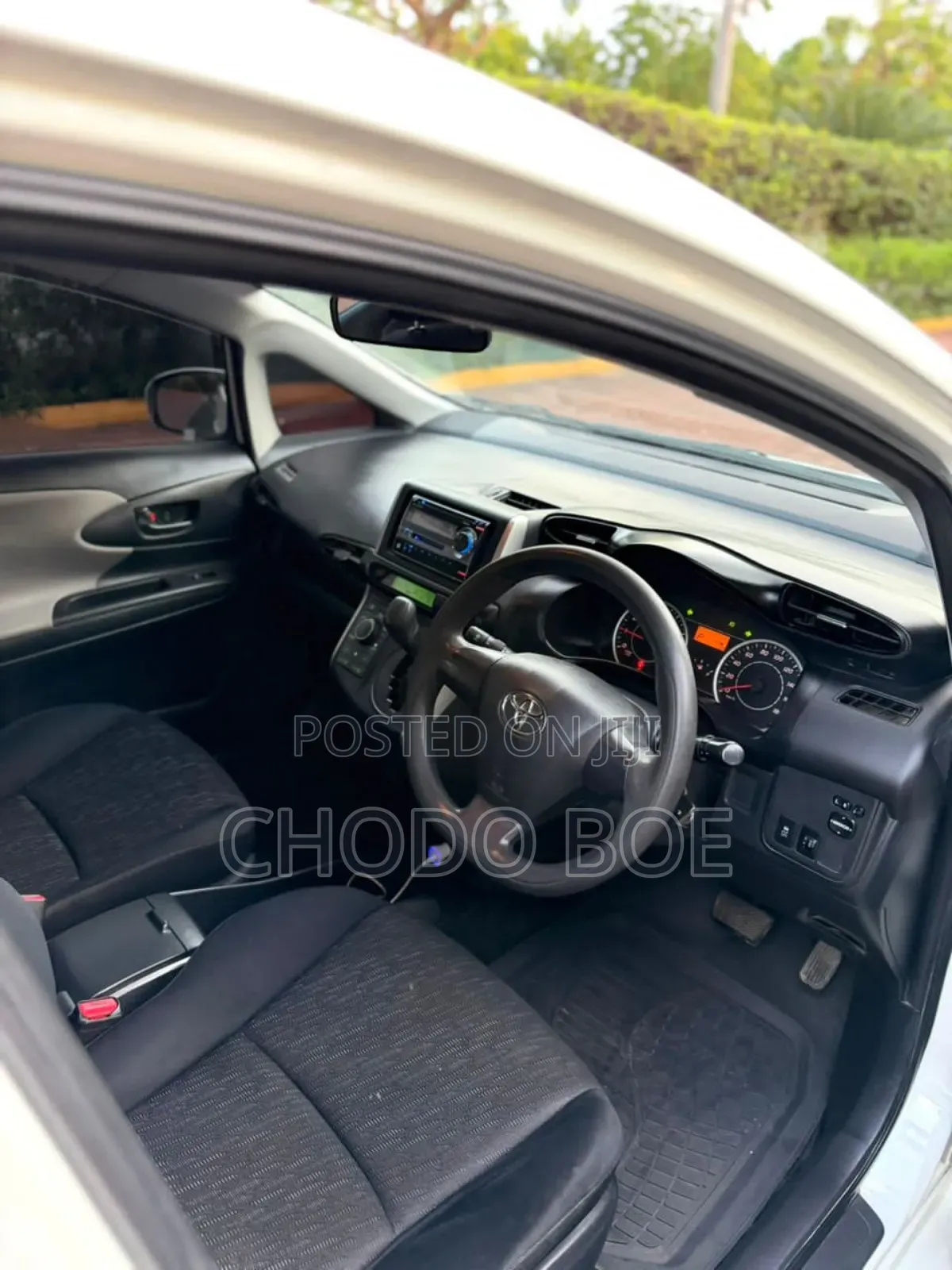 Toyota Wish 2010 Pearl