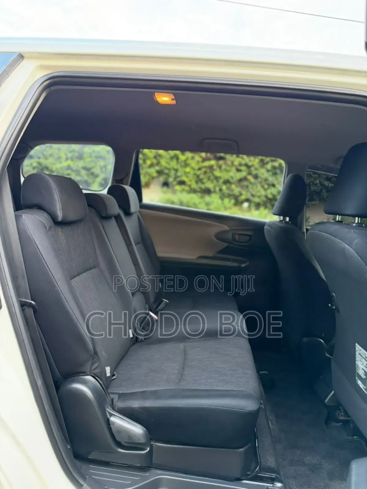 Toyota Wish 2010 Pearl