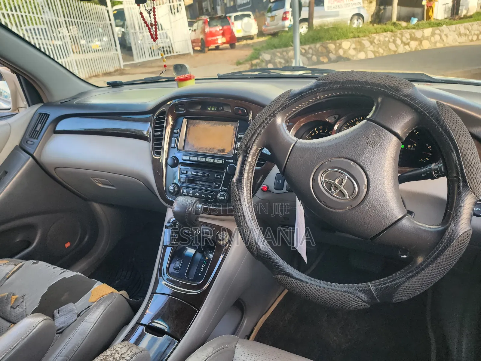 Toyota Kluger 2004 Gold