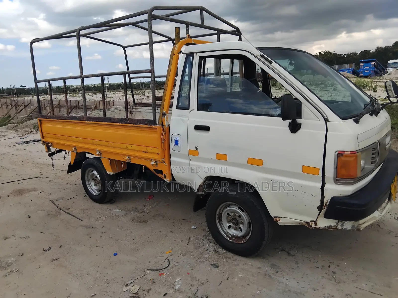 Toyota Townace Pickup 2004 White