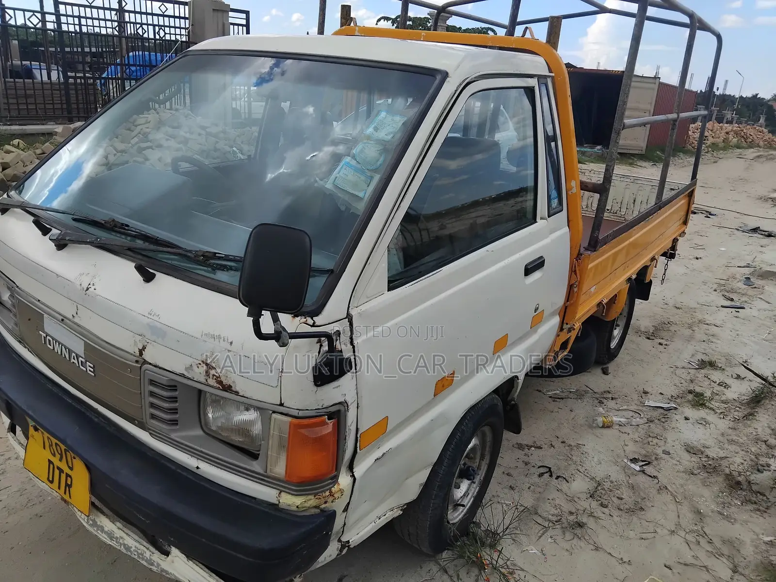 Toyota Townace Pickup 2004 White