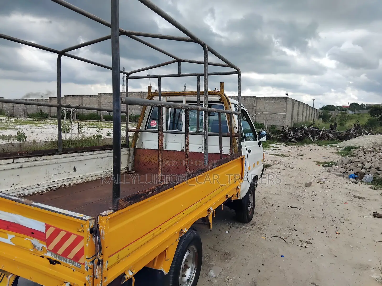 Toyota Townace Pickup 2004 White