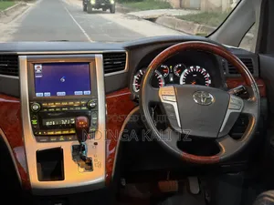 Toyota Alphard 2010 Black