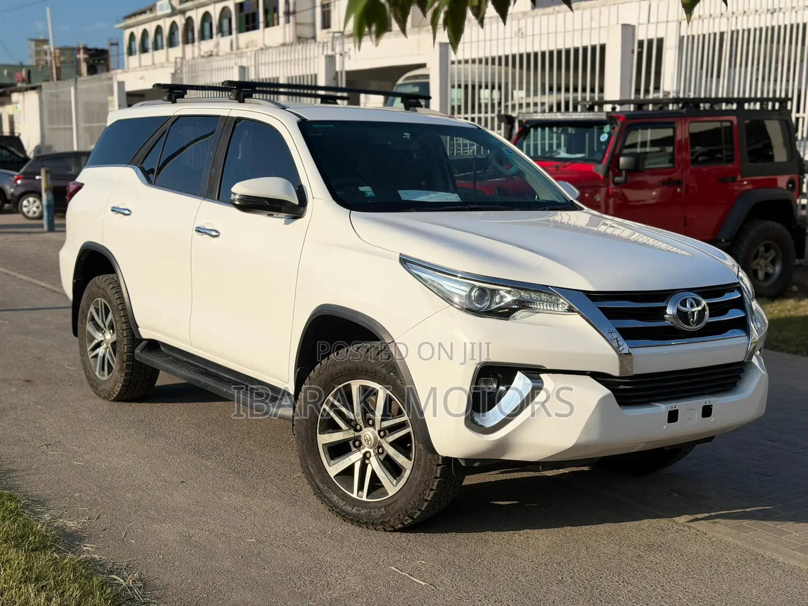 Toyota Fortuner 2.8 D AWD 2019 White