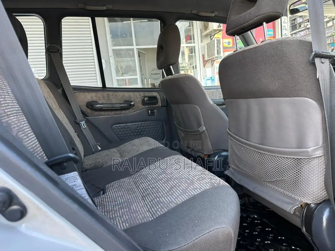 Toyota RAV4 Base 4x4 1999 Silver