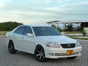Toyota Mark II 2004 White