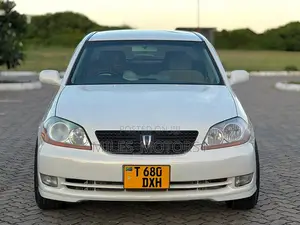 Toyota Mark II 2004 White