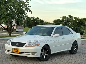 Toyota Mark II 2004 White