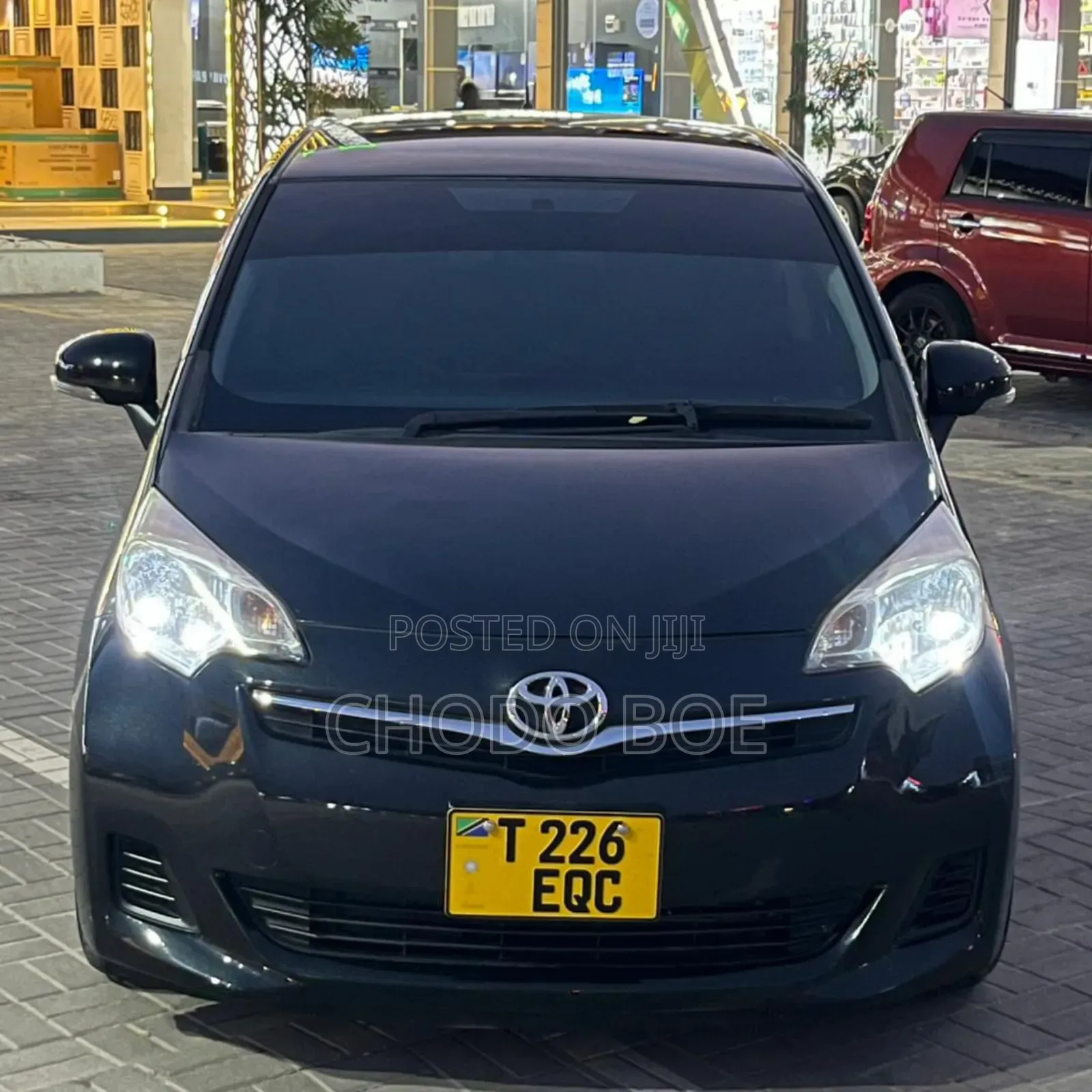 Toyota Ractis 2012 Black